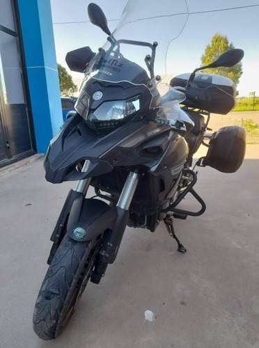 Imagen 2 de 12 de Benelli Tkr 502