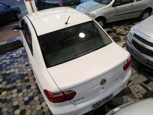 Volkswagen Voyage 1.0 Seleção Tec Total Flex 4p 2014