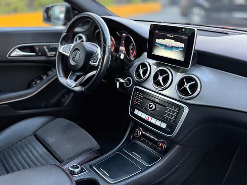 Mercedes-Benz Clase CLA 2.0 250 Cgi Sport At