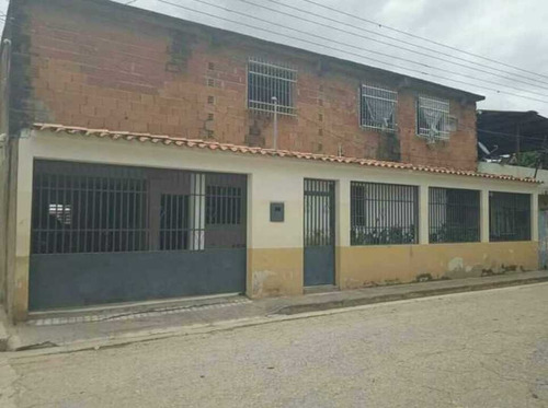 Imagen 1 de 18 de Venta De Casa En Av. Principal Saman De Guere, Turmero - Aragua