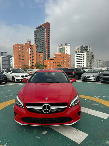 Mercedes-Benz Clase CLA 4p 200 CGI L4/1.6/T Aut