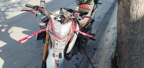 Moto Completamente Modificada