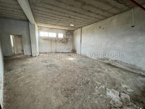 Imagen 6 de 8 de Eloisa Mejia Rentahouse Vende Local En Monteserino San Diego 22-22213
