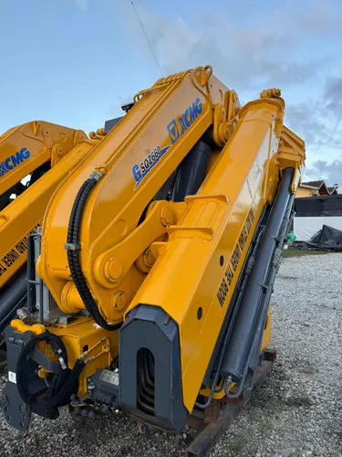 Grúa Articulda Xcmg 660a.6 Con Capacidad Máxima 33 Tn