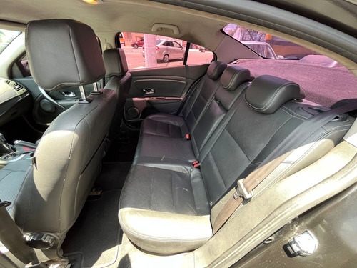 Renault Fluence 2.0 DYNAMIQUE 16V
