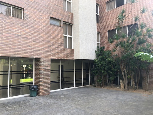 Imagen 15 de 17 de Venta Apto Calle Exclusiva Colinas De Valle Arriba