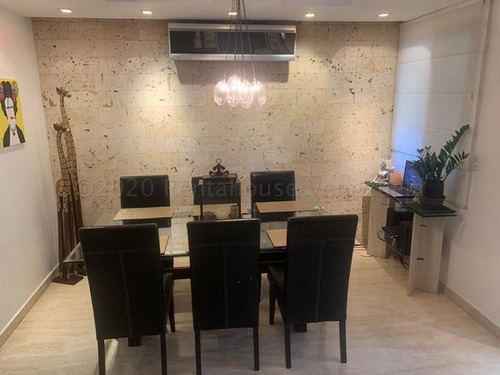 Imagen 3 de 20 de Apartamento En Venta El Rosal. Amplia Terraza Con Vista. Pozo De Agua. Código 22-13369 Mrodriguez