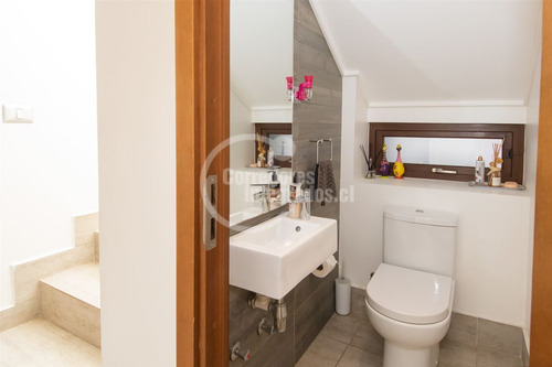 Casa En Venta En Exclusivo Condominio De Concón