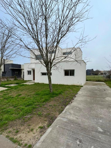 Imagen 2 de 26 de Casa En Barrio San Matias Maschwichz