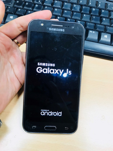 Celular Samsung Galaxy J5 