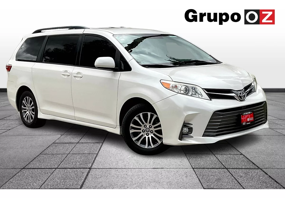 Toyota Sienna 3.5 Xle At