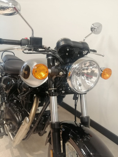 Imagen 18 de 23 de Benelli Imperiale 400