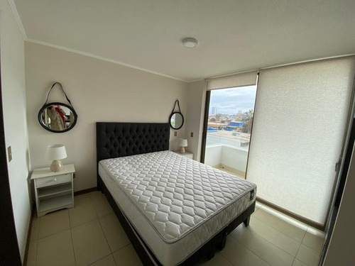 Arriendo Depto. Amoblado A Pocos Pasos De Playa Cavancha