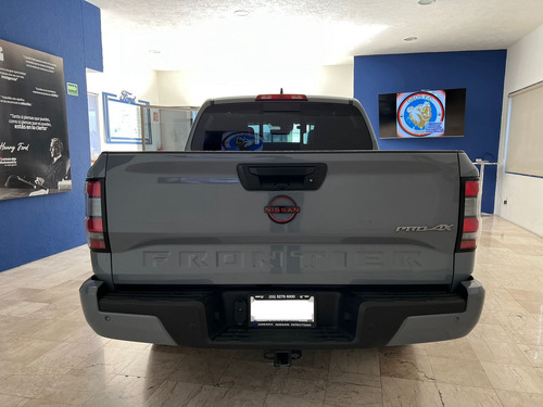Nissan Frontier 3.8 V6 Pro-4X 4Wd At