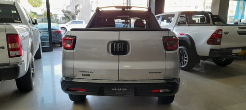 Imagen 11 de 15 de Fiat Toro 2.0 Freedom 4x2