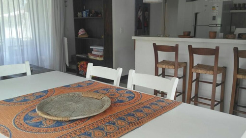 Imagen 5 de 24 de Casa En Venta, Dentro De Complejo La Pedrera Del Balneario La Pedrera.