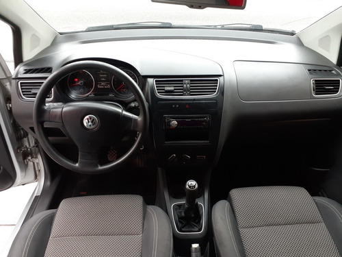 Volkswagen Spacefox 1.6 Sportline Total Flex 5p 2011