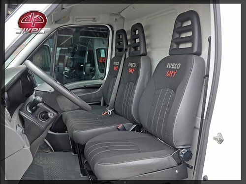 Imagem 11 de 15 de Iveco Daily City 30s13 Gran Furgone