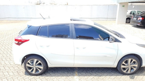 Imagem 13 de 15 de Toyota Yaris 2021 1.5 S 16v Cvt 5p Elétrica - Impecável!