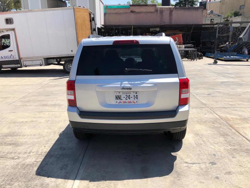 Patriot Jeep 2013 (72,000 Km)