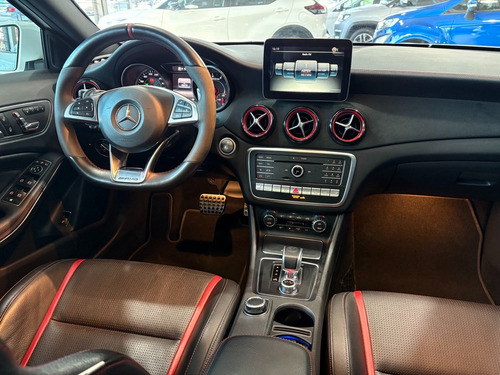 Mercedes-Benz Clase GLA 2.0 Gla45 Amg 381cv