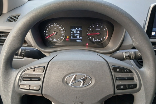 Hyundai HB20S 1.0 Comfort Flex 4P