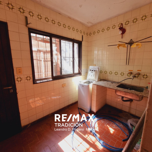Casa Venta 3dorm C/ Pileta Microcentro Resistencia