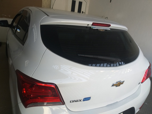 Chevrolet Onix 1.0 Lt 5p