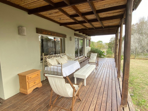 Casa En Venta En Faro De José Ignacio-ref:3171