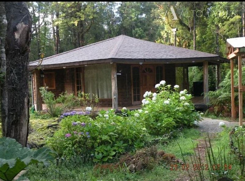 Casa Con Bosque, Arroyo En Parcela Parque Tepuhueico, Chiloe