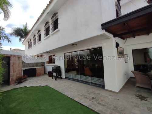 Te Invito A Visitar Esta Hemosa Casa En Venta Ubicada En Piedras Pintadas Urb Trigal Norte Cod 24-13394 Eloisa M