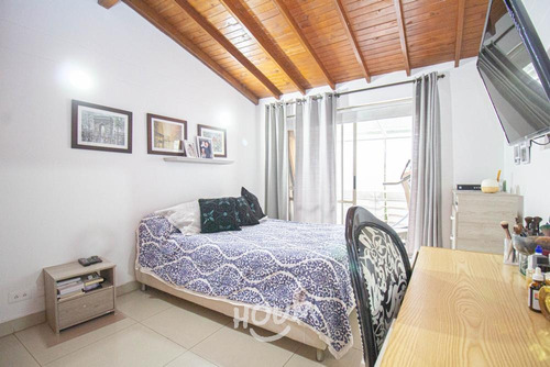 Imagen 10 de 30 de Casa En Loma Del Esmeraldal. 4 Habitaciones, 230 M²