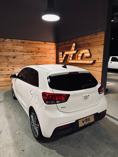 Kia Rio 1.6 Sx 4at