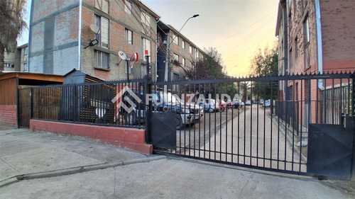 Departamento En Venta De 2 Dorm. En Maipú Acepta Subsidio