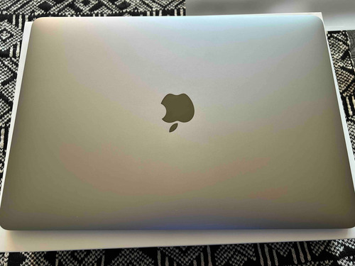 Macbook Pro 13,3 Touch Bar 2019 Como Nuevo (Usado)
