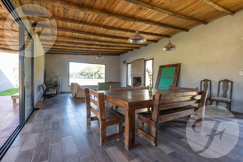 Venta De Chacra En San Pedro - Casa De 430 M2 - Gobernador Castro - Pecan Y Arboleda