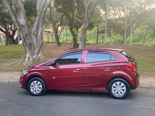 Chevrolet Onix ONIX HATCH LT 1.0 8V FlexPower 5p Mec.