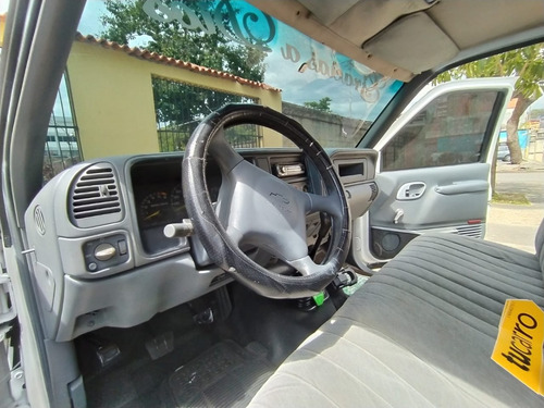 Imagen 10 de 11 de Chevrolet Cheyenne 350 Cava