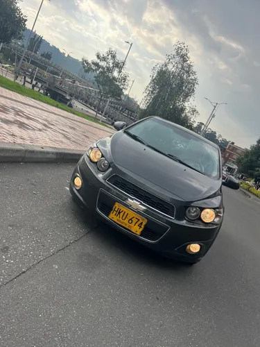 Chevrolet Sonic 1.6 Lt 5 p