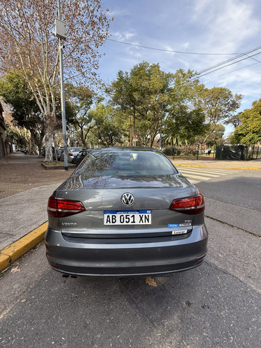 Volkswagen Vento 1.4 Highline 150cv At