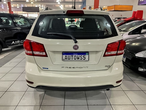 Imagem 9 de 10 de Fiat Freemont 2.4 Precision 16v 2012