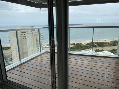Imagen 16 de 30 de Venta De Apartamento De 2 Dormitorios En Edificio Miami Boulevard Punta Del Este
