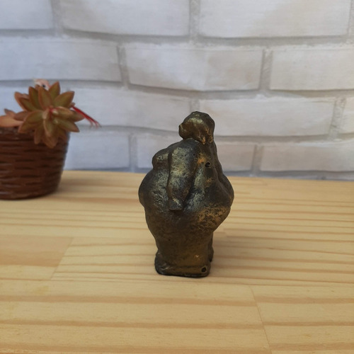 Imagem 4 de 7 de Escultura Corpo Feminino Gordo Diversas Cores