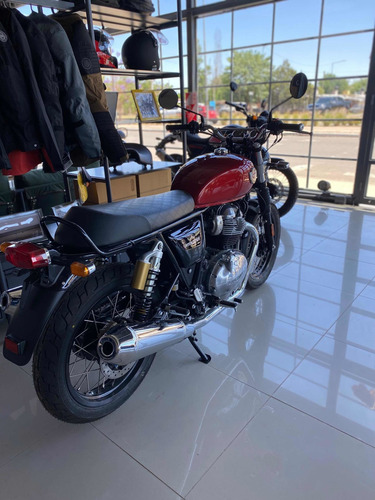 Royal Enfield Interceptor 650 Canyon Red