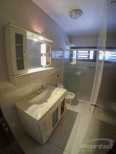 Casa Alvenaria Bairro Da Velha, Pronta Para Financiar, Com 2 Suites Mais 2 Dormitórios , Sala, Cozinha, A. Serviço, Garagem, Mais Uma Moradia Nos Fundos Independente Com Sala Cozinha Quarto Banhei