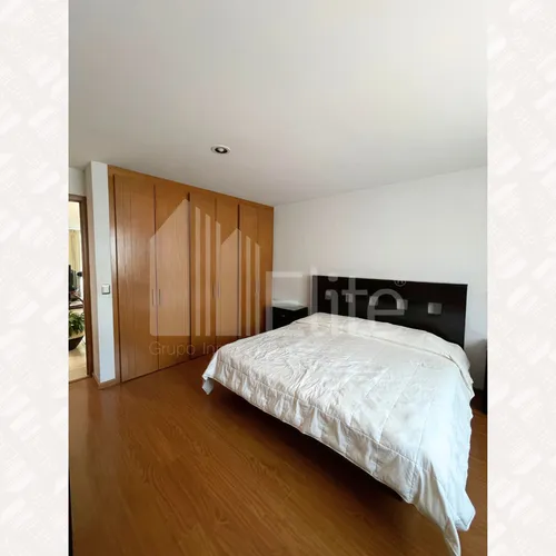Casa En Venta Con Amplio Jardin En Cumbres Del Lago