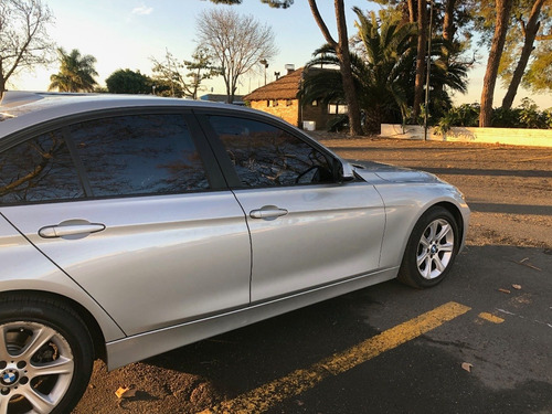 Imagen 2 de 9 de Bmw Serie 3 2.0 320i Sedan 184cv