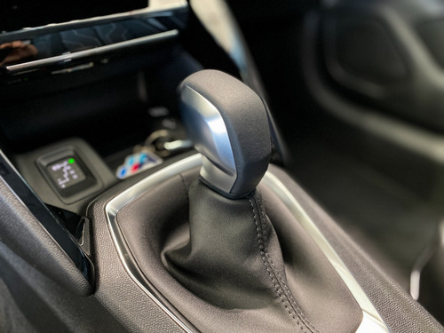 Peugeot 208 1.6 Feline Tiptronic
