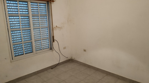 Casa 3 Ambientes Con Fondo Libre - Nuevo Wp De Contacto 1137868438!!