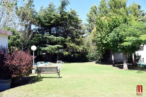 Casa En Venta En Juana Koslay